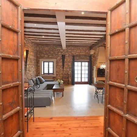 Waterside Cove Oasis - One Bedroom With Sea View * Ρόβινι