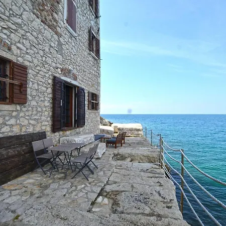 Waterside Cove Oasis - One Bedroom With Sea View Διαμέρισμα *